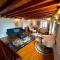 Charming Bohemian house in Perast