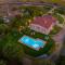 Villa Janas Luxury Villa surrounded by large park, swimming pool, parking and Wifi
