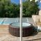 Maison piscine à 3 de la mer.