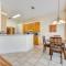 Lovely Family Home with Lanai, 6 Mi to Amelia Island