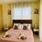 Nissi Elena sunny cozy apt