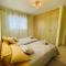 Nissi Elena sunny cozy apt
