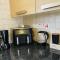Nissi Elena sunny cozy apt
