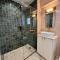 Liberty House - Central Two Bedroom Apartments