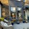 Autumn Leaves Guest House