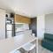 Mobile-home Grand Confort 4 pers, 2 ch, 2 sdb, plage, piscine, fitness, terrasse - Jullouville - FR-1-361A-57