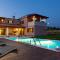 Villa Roza by Briskva