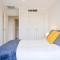 Modern Darling Harbour 2BR Apt Walk to Everything