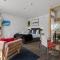 City Centre Studio Apartments - Eden Apartment - Short Stays UK Ltd