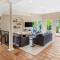 Grapevine by AvantStay Secluded 5BR Villa 4 Acres of Vineyards Avo Groves