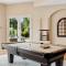 Grapevine by AvantStay Secluded 5BR Villa 4 Acres of Vineyards Avo Groves