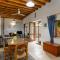 Annis House