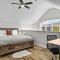 Charming Mountain Loft Pet Friendly Mountain Views!