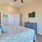 BB20 Steel Magnolia PoolLazy RiverSplash Pad
