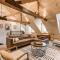 North House - Gorgeous 3 Bedroom 2-floor Old Quebec Townhouse