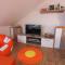 Orange Loft Apartment