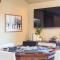 Klamath by AvantStay Premier Lakeside Cabin w Spa Fire Pit Lake Views