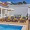 Villa Marrachinho by Villa Plus