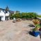3 Tyn Llan
