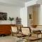 Beachfront apartment with 2 Workspaces, Kids Room & Pool