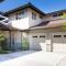 HAWAIIANA ESCAPE Tropical 3BR Kulalani Home with Bikes and Beach Club