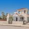 Villa Pommelo by Villa Plus