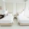 THE NAVY HOUSE HOTEL