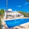 Villa Delfin