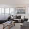 Kove at Caves Beach- Beach and pool access