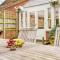 5 Bed in Thornham KT086