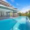 Reef Villa - A Sprawling Waterfront Oasis