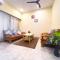 Pinaki Comfort Stay, Vile Parle