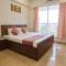 Pinaki Comfort Stay, Vile Parle