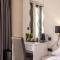 Sea View Luxury Rooms Seven of Nine