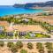 Villa Clive by Villa Plus