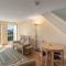 2 Bed in Aberdovey DY037