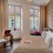 4 Arts Apartments by Adrez