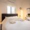 Bahai Gardens Vista Penthouse with Mamad by Sea N Rent