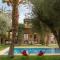 Lankah - Authentic villa with private heated pool close to city center