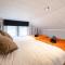 Woods Meadow Glamping - Slow Mornings, Peaceful Days, Relaxing Stay - Family & Pet Friendly Lodges - Woodland Escape