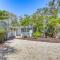 Walk to Beaches and Gulf Indian Rocks Beach Duplex!