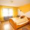 Auerhahn Bed and Breakfast - Black Forest - Waldhotel