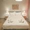 Petra Luxury Rooms and Apartments - Korinthos