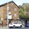 Gateway to The Gorge, Central with Free Parking