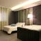 Hotel H2