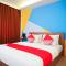 Super OYO Collection O 166 Hotel Princess