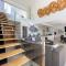 Luxury 5 Bedroom Modern Villa! KBR17