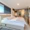 Penthouse Jimmys Beach Privlaka, Wahnsinns Blick und beheiztem Pool
