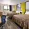 Super 8 by Wyndham South Boston VA
