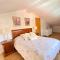 Villa with heated private pool, sea view& turkish sauna